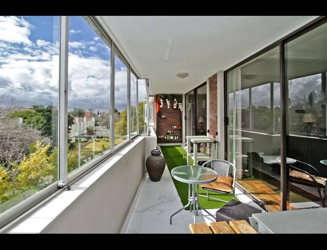 3 BEDROOM APARTMENT FOR SALE IN OBSERVATORY